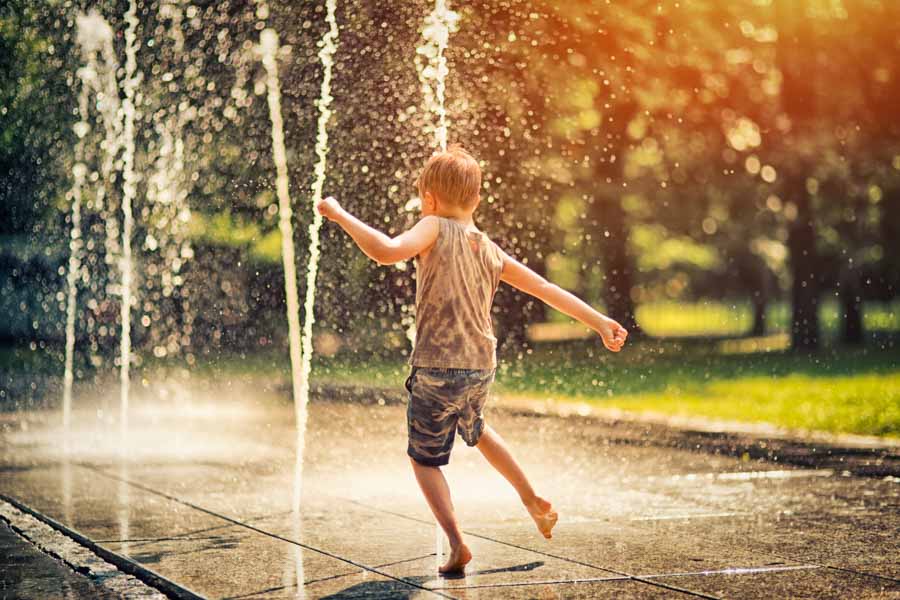 Wasser erleben mit Springbrunnenanlagen, Fontänen und Wasserspielen von aqua in motion aus Remseck / Konstanz am Bodensee